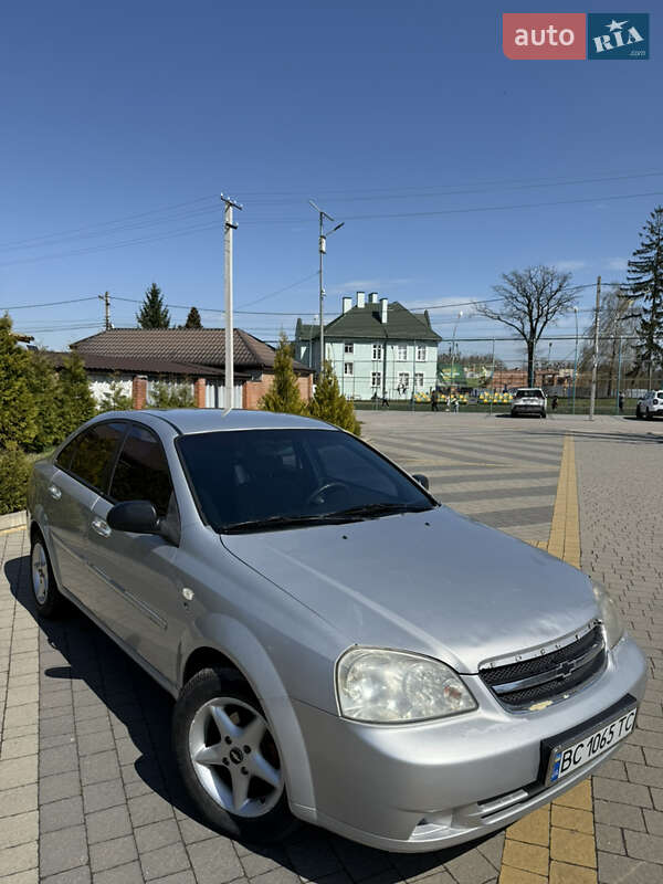 Chevrolet Lacetti (2006)