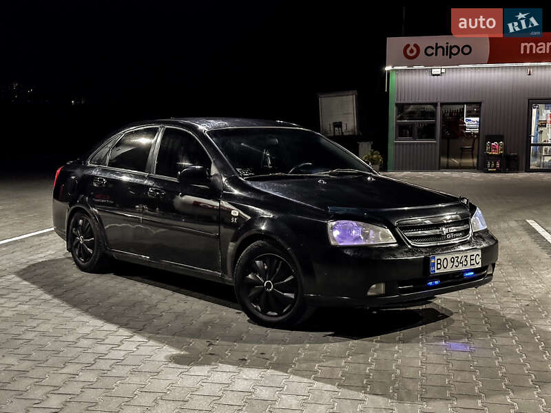 Chevrolet Lacetti (2005)