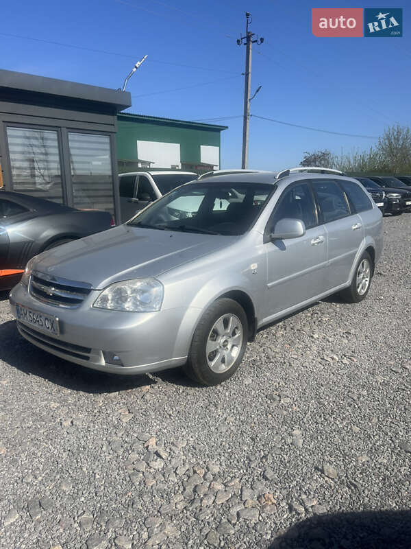 Chevrolet Lacetti (2011)