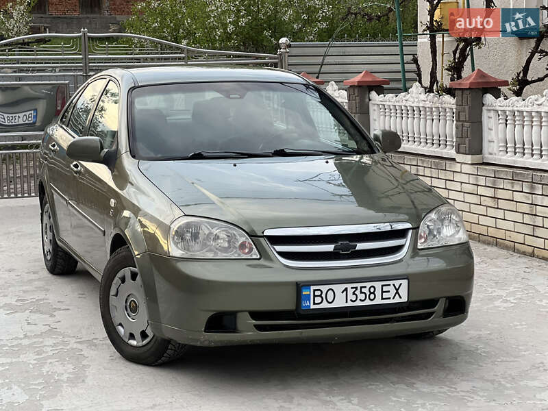 Chevrolet Lacetti (2005)