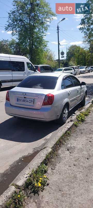 Chevrolet Lacetti (2008)