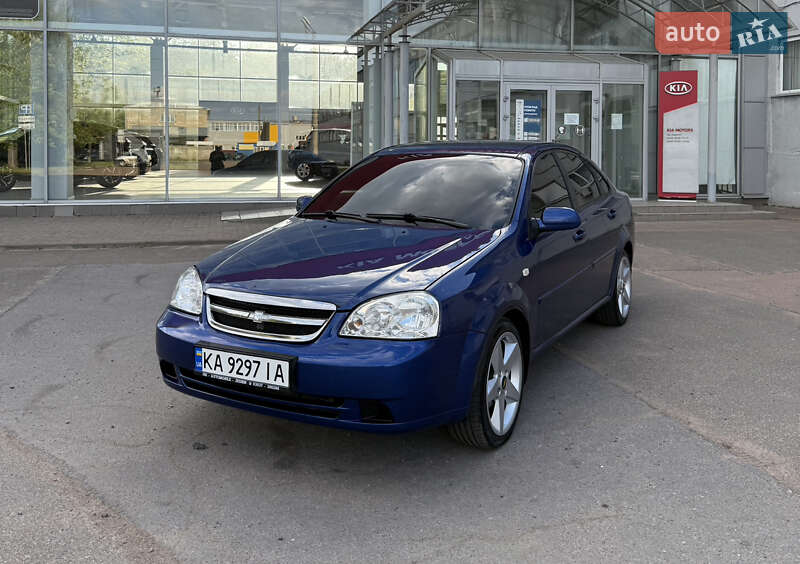 Chevrolet Lacetti (2005)