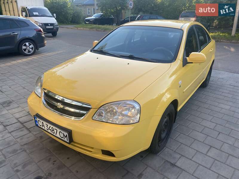 Chevrolet Lacetti (2011)
