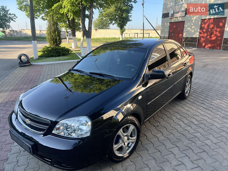 Chevrolet Lacetti (2012)