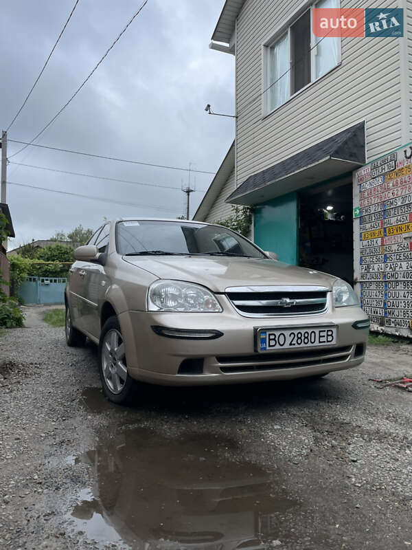 Chevrolet Lacetti (2010)