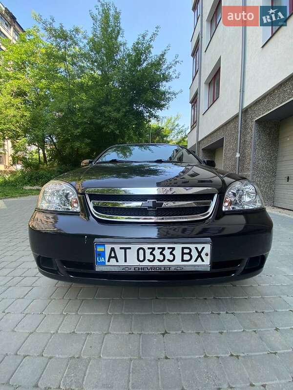Chevrolet Lacetti (2012)