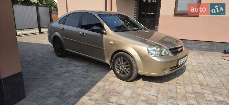 Chevrolet Lacetti (2006)