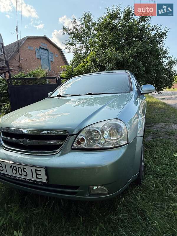 Chevrolet Lacetti (2008)