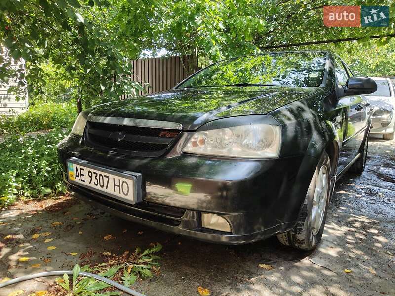Chevrolet Lacetti (2005)