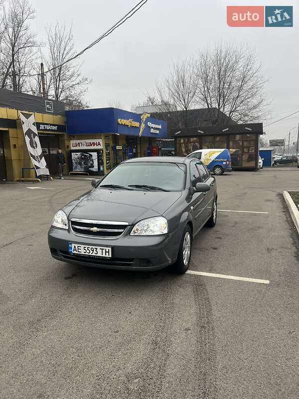 Chevrolet Lacetti (2012)