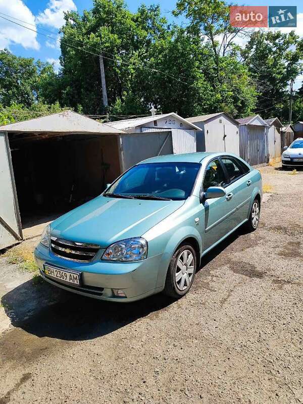 Chevrolet Lacetti (2005)