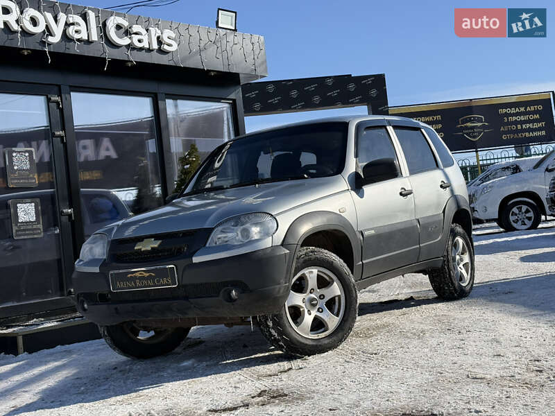 Chevrolet Niva (2013)