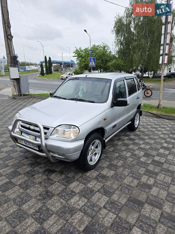 Chevrolet Niva (2007)