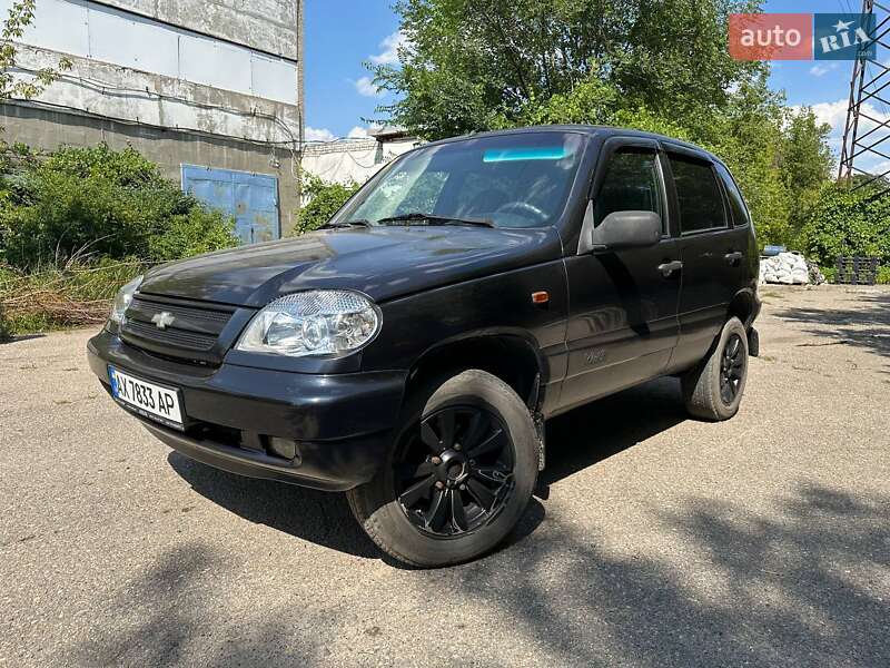 Chevrolet Niva (2007)