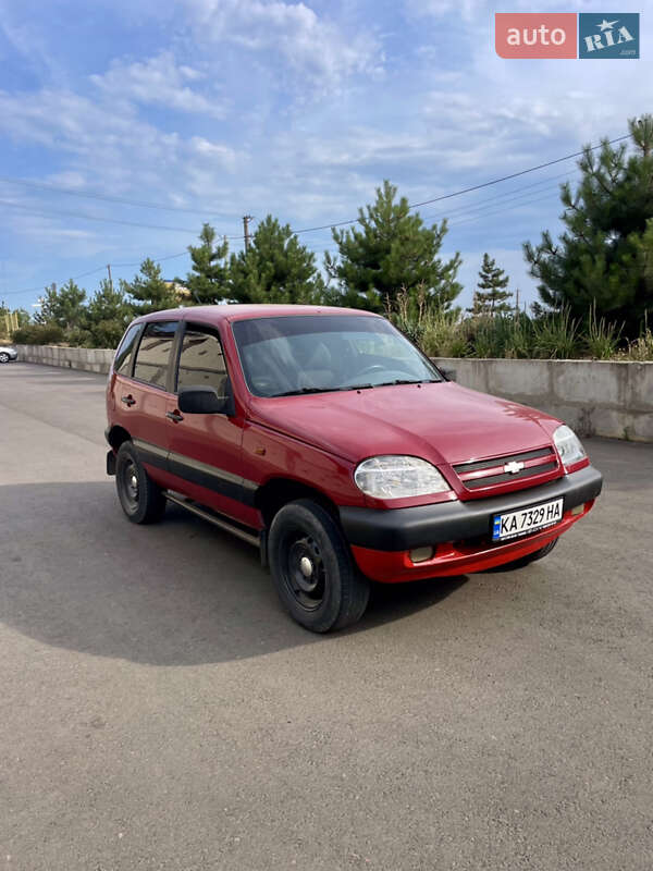Chevrolet Niva (2007)