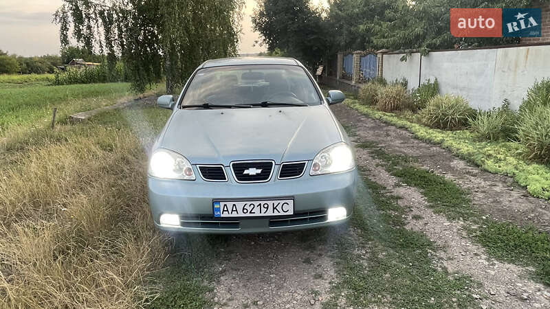 Chevrolet Nubira (2004)