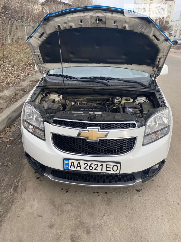 Chevrolet Orlando (2012)