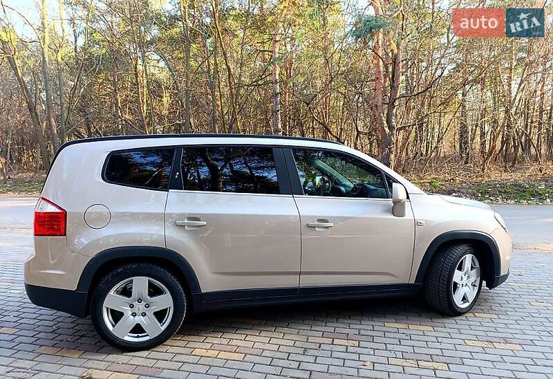 Chevrolet Orlando (2010)