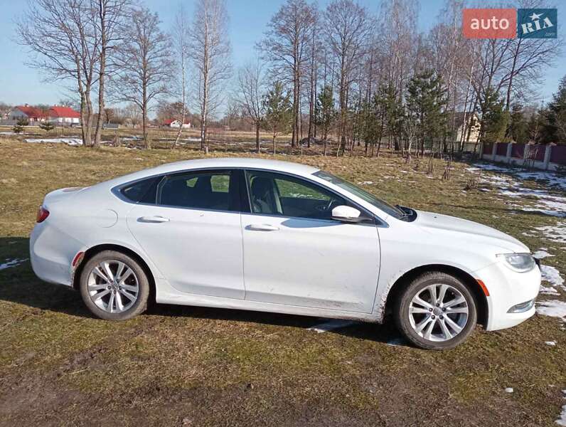 Chrysler 200 (2015)