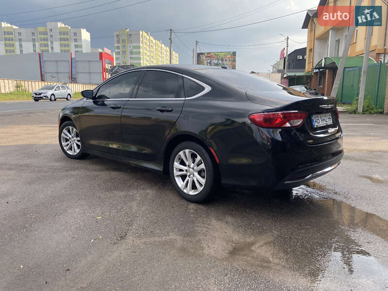 Chrysler 200 (2015)