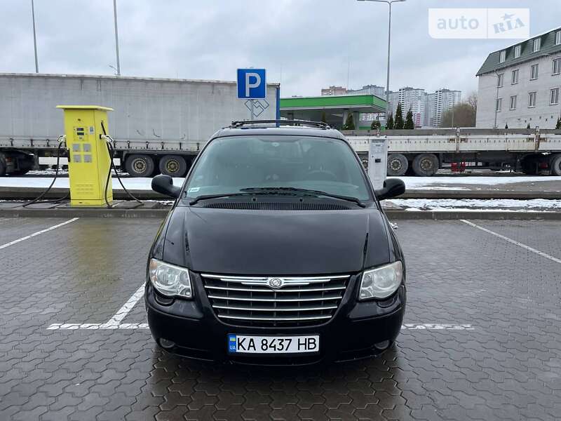 Chrysler Grand voyager (2006)