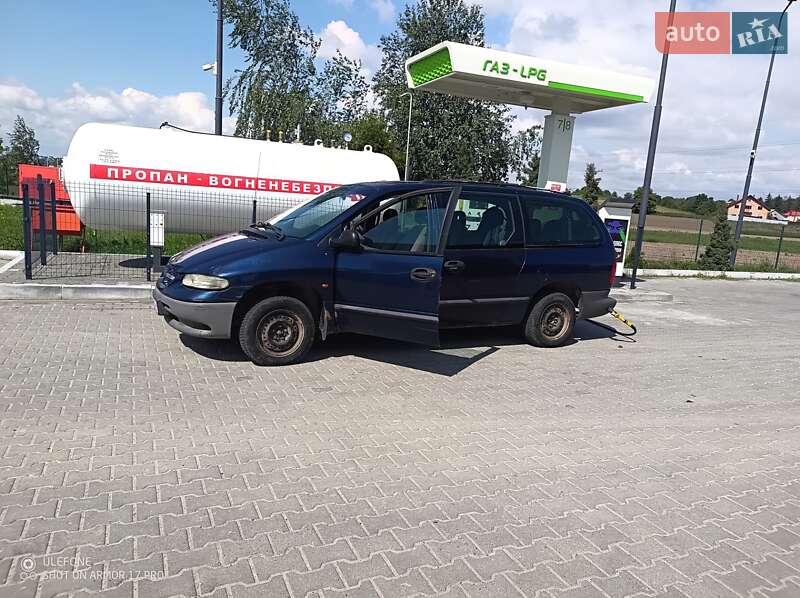 Chrysler Grand voyager (1999)