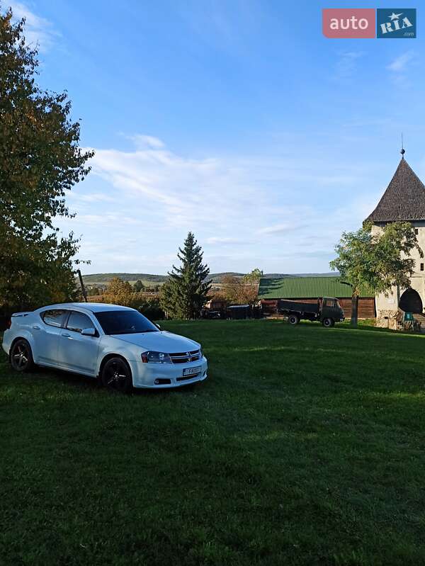 Dodge Avenger (2013)
