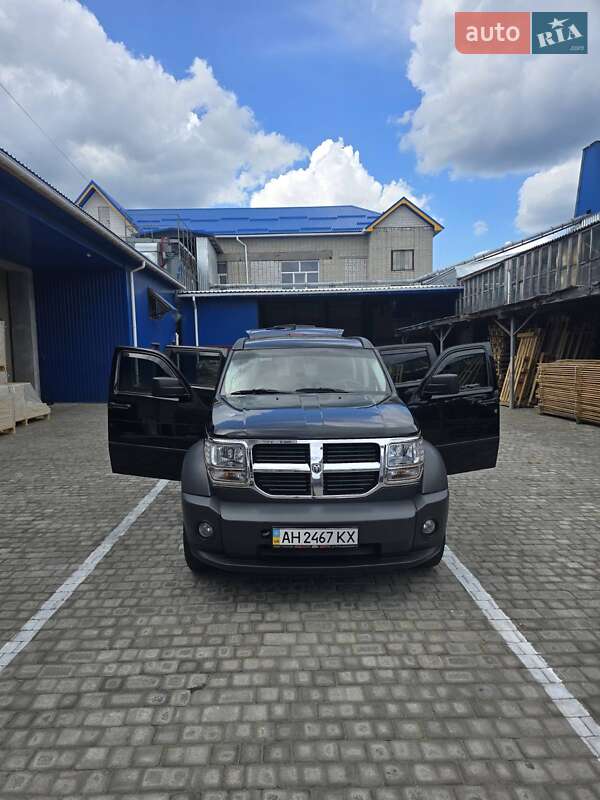 Dodge Nitro (2007)