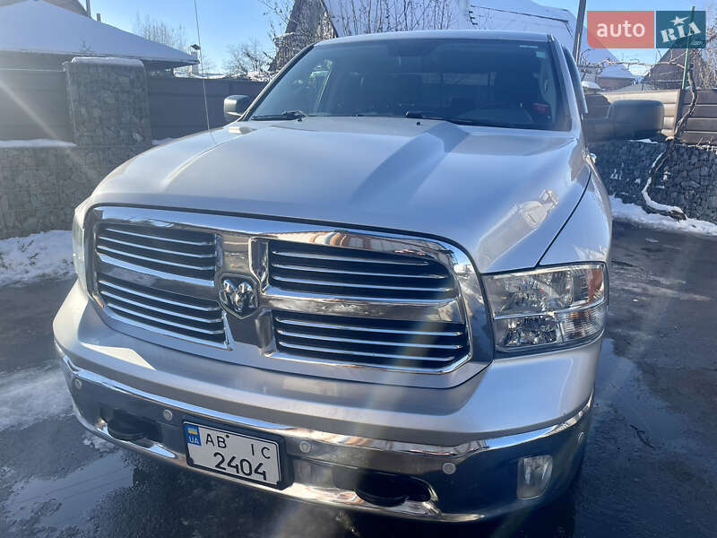 Dodge Ram 1500 (2016)