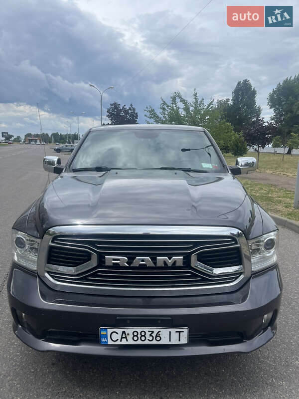 Dodge Ram 1500 (2016)