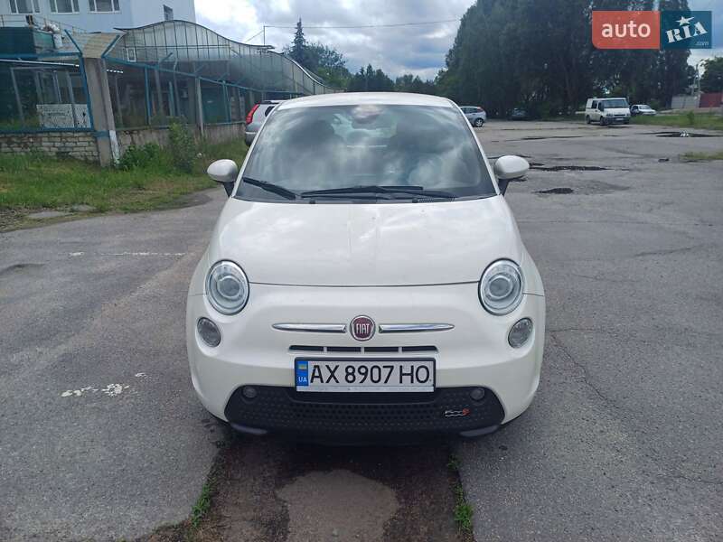 Fiat 500e (2015)