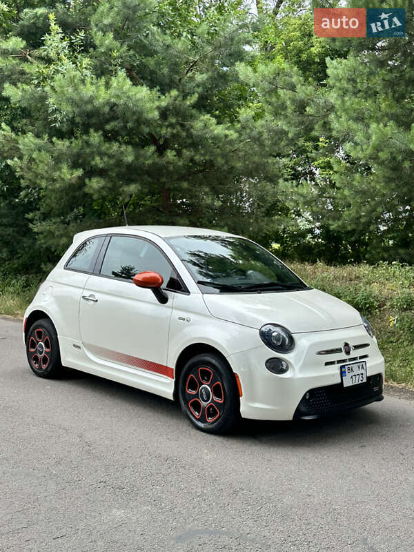 Fiat 500e (2015)