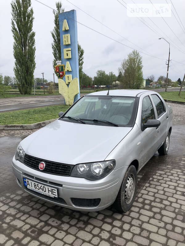 Fiat Albea (2010)