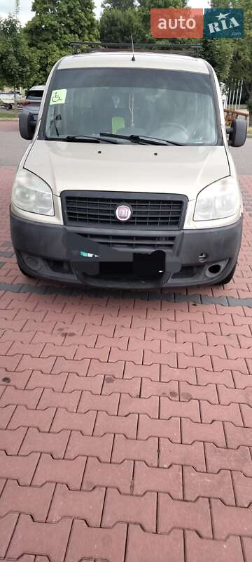 Fiat Doblo (2012)