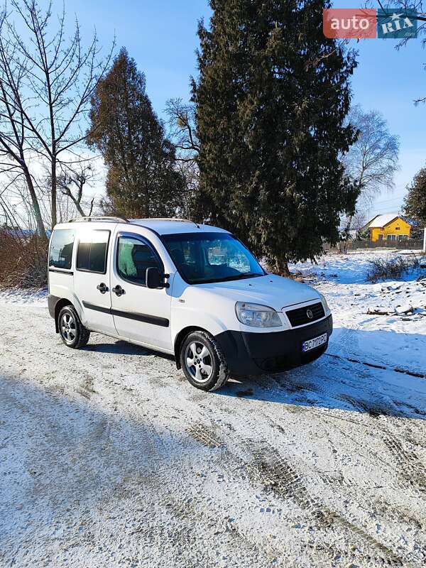 Fiat Doblo (2008)