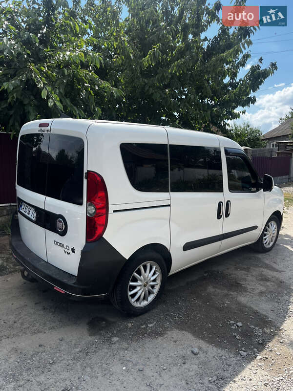Fiat Doblo (2010)
