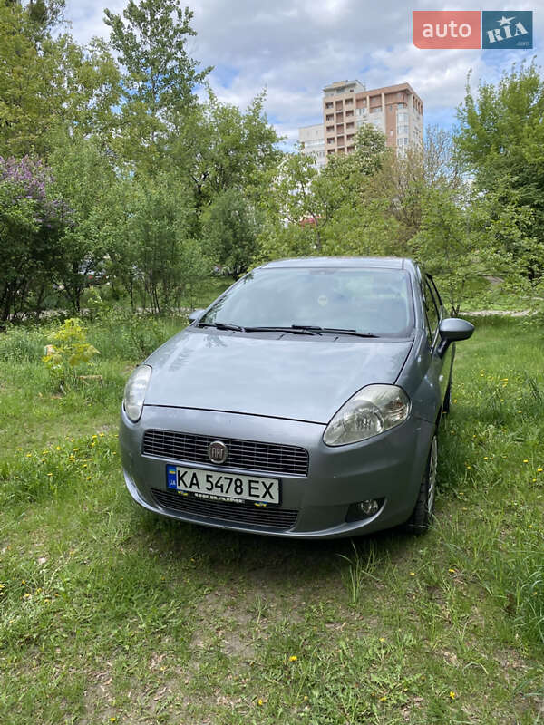 Fiat Grande punto (2011)