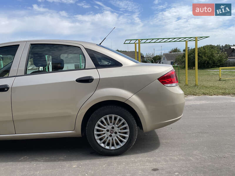 Fiat Linea (2012)