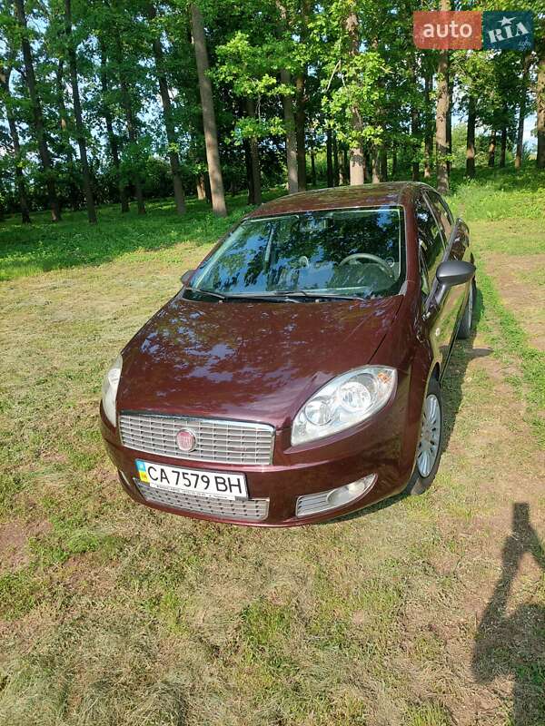 Fiat Linea (2012)