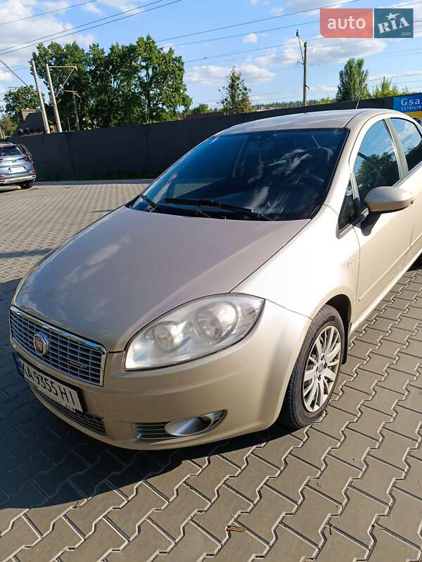 Fiat Linea (2012)