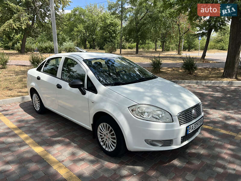 Fiat Linea (2012)