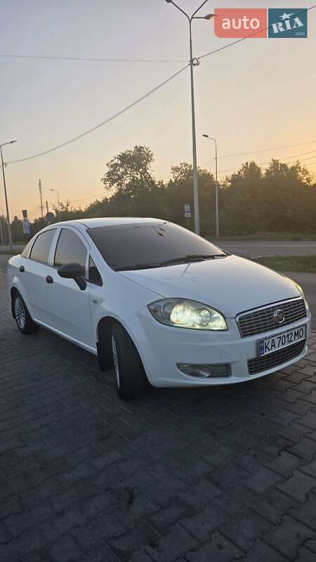 Fiat Linea (2012)