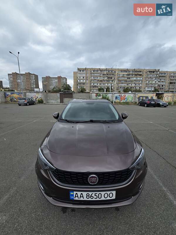 Fiat Tipo (2019)