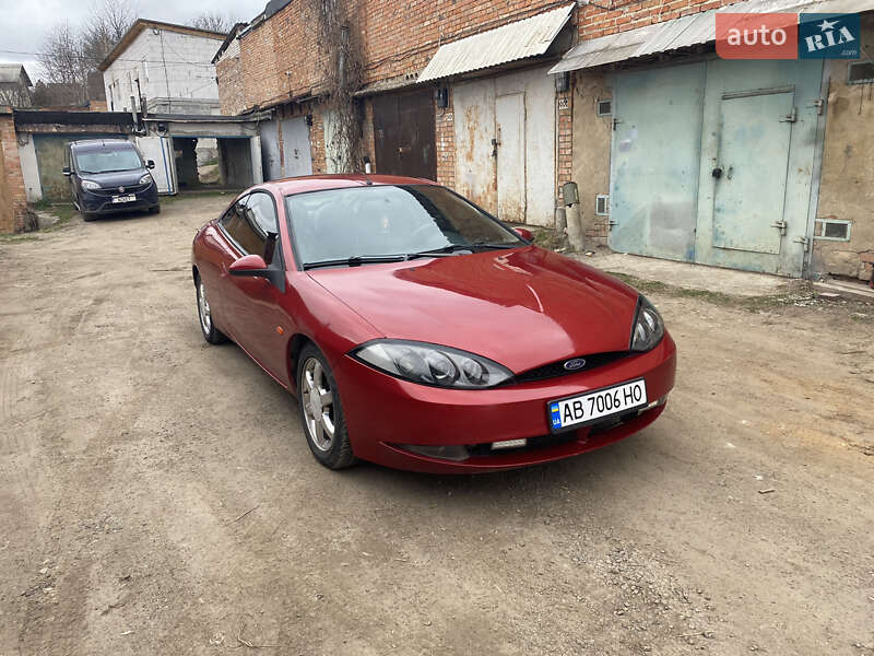 Ford Cougar (2000)