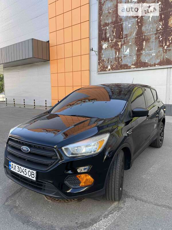 Ford Escape (2017)