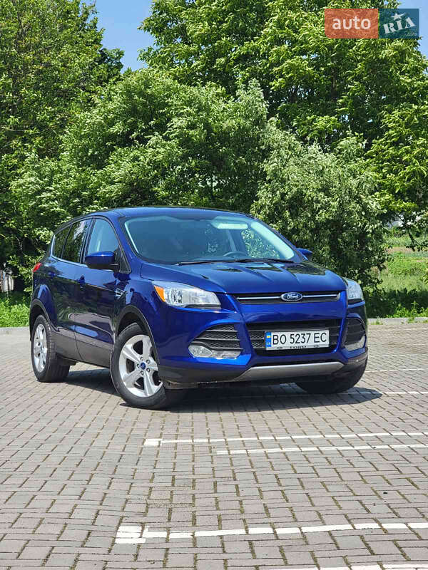 Ford Escape (2015)