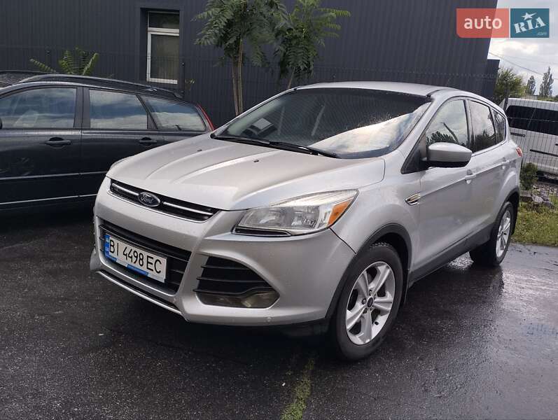 Ford Escape (2014)