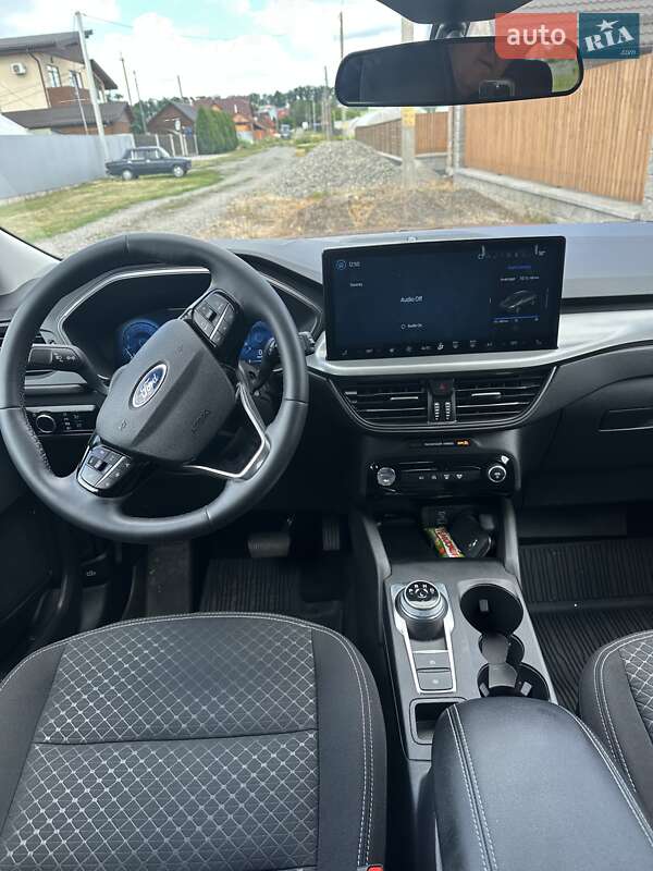 Ford Escape (2023)