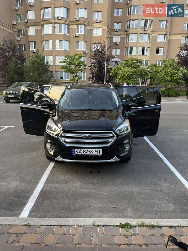 Ford Escape (2018)