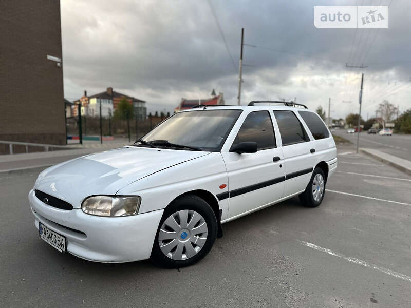 Ford Escort (1997)